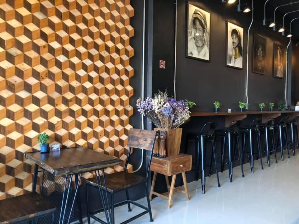 Jaidee Cafe & Hostel Chiangrai Ban Fang Min Bagian luar foto